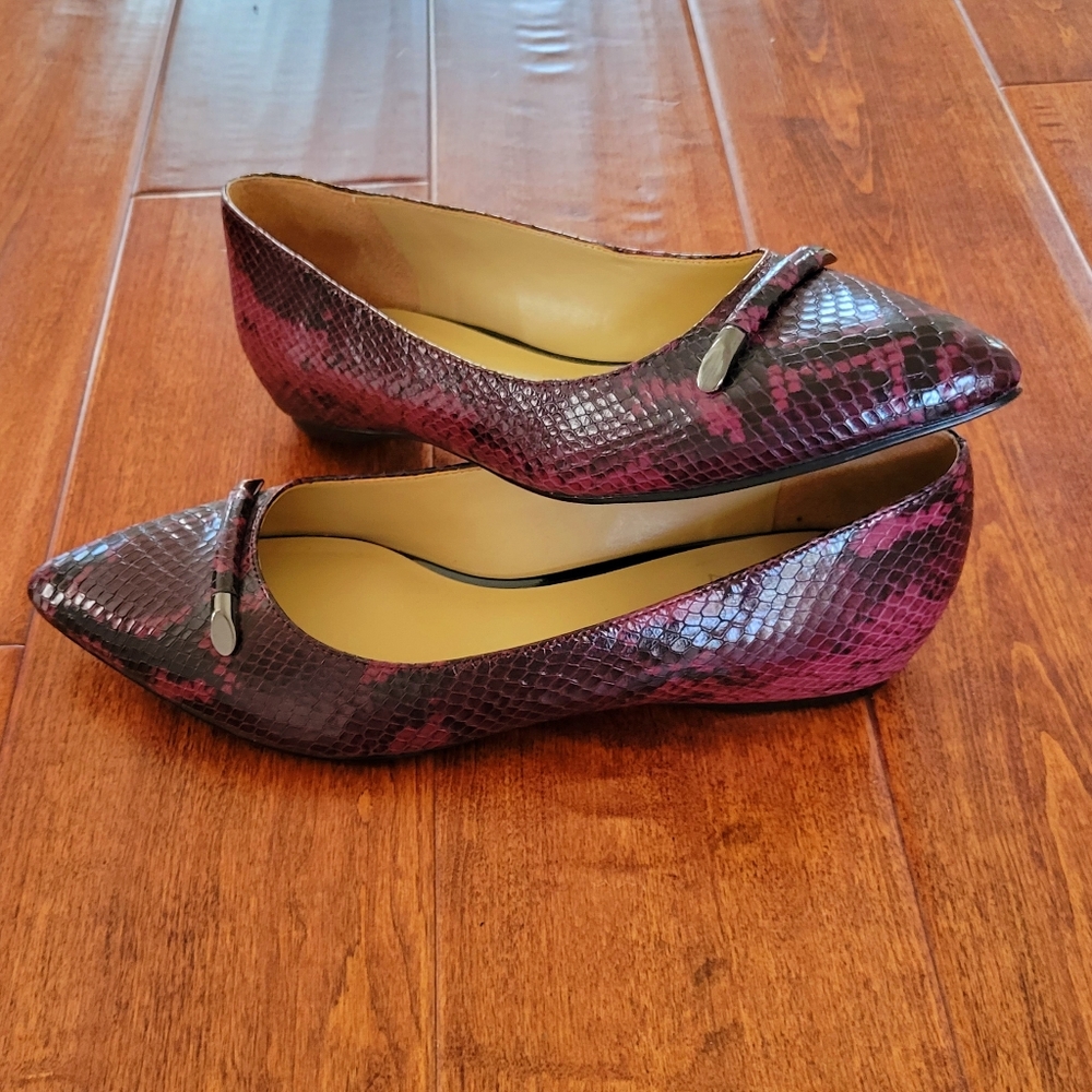 Naturalizer Women's Faux Snakeskin Flats NWOT named "Sable"